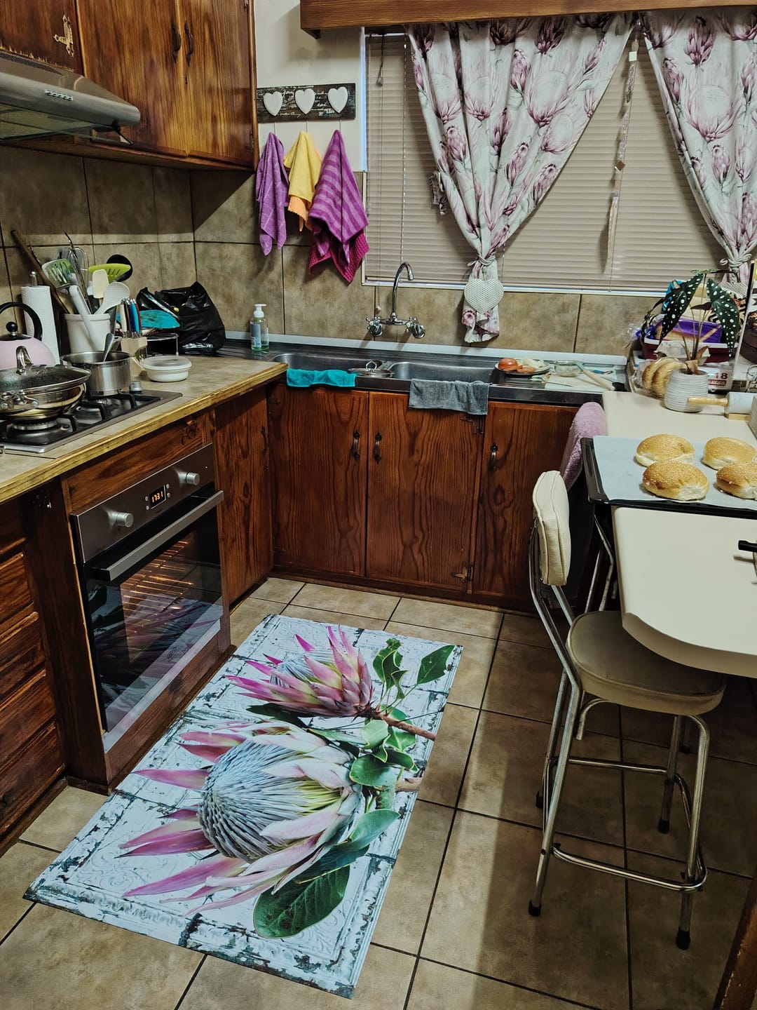 Customer photo review of Floral | Vintage Pink Proteas | Vinyl | Runner | Floor Mat