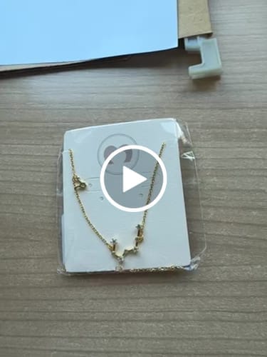 Customer photo review of Collar Constelaciones del Zodiaco