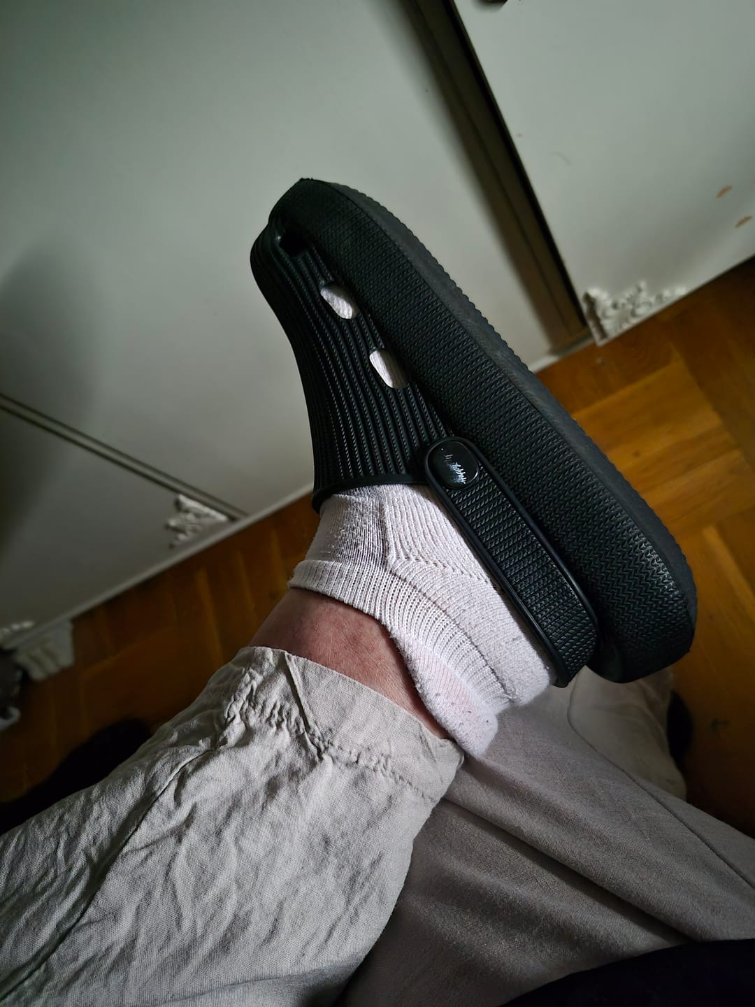 Customer photo review of HappyClogs Original
