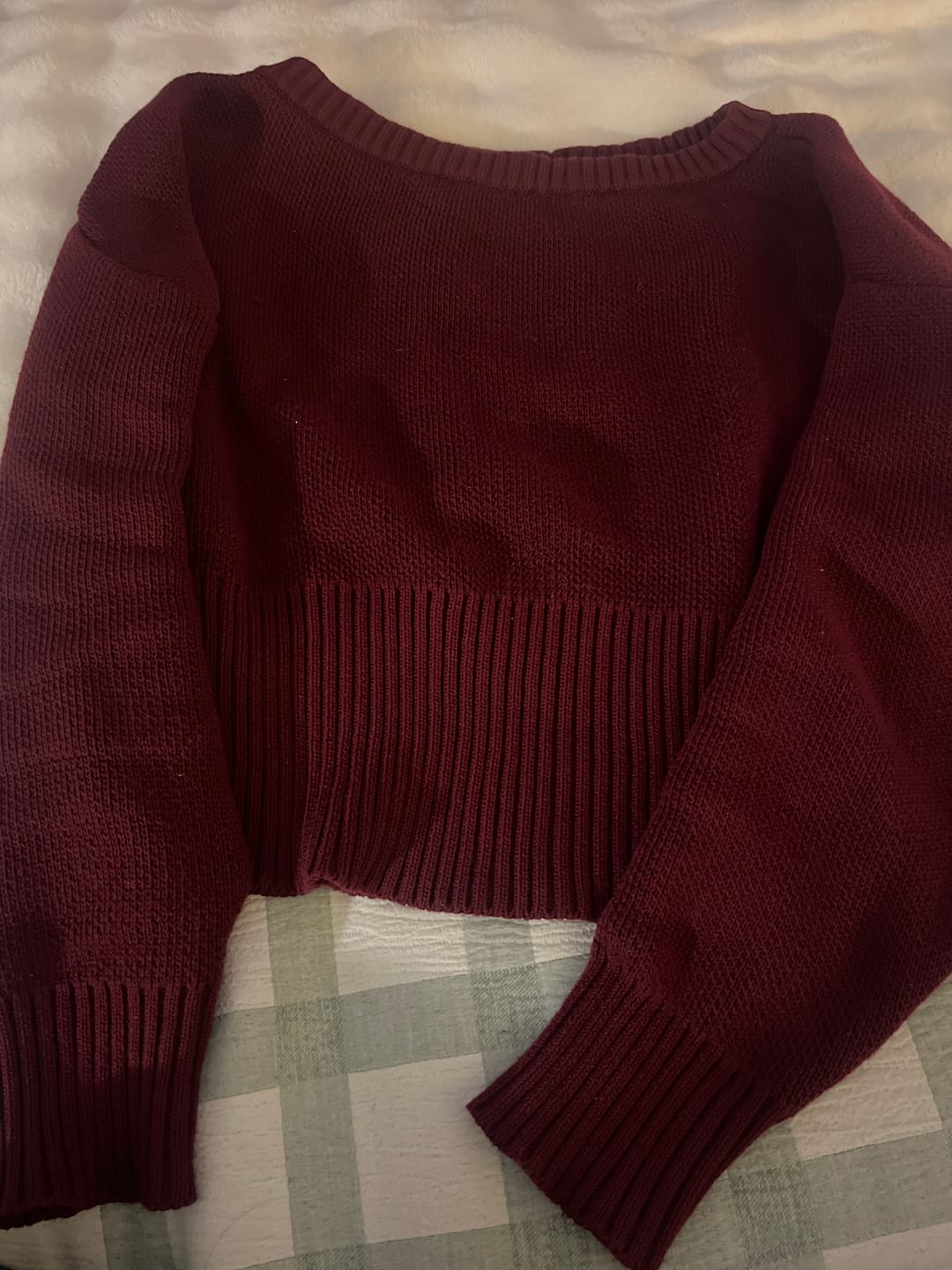 Customer photo review of (PRE-VENTA) SWEATER REGINA BURDEO - CHALECO DE ALGODÓN CUELLO ANCHO Y PRETINA ALTA