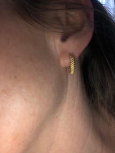 Customer photo review of Pendientes Aros Bolitas