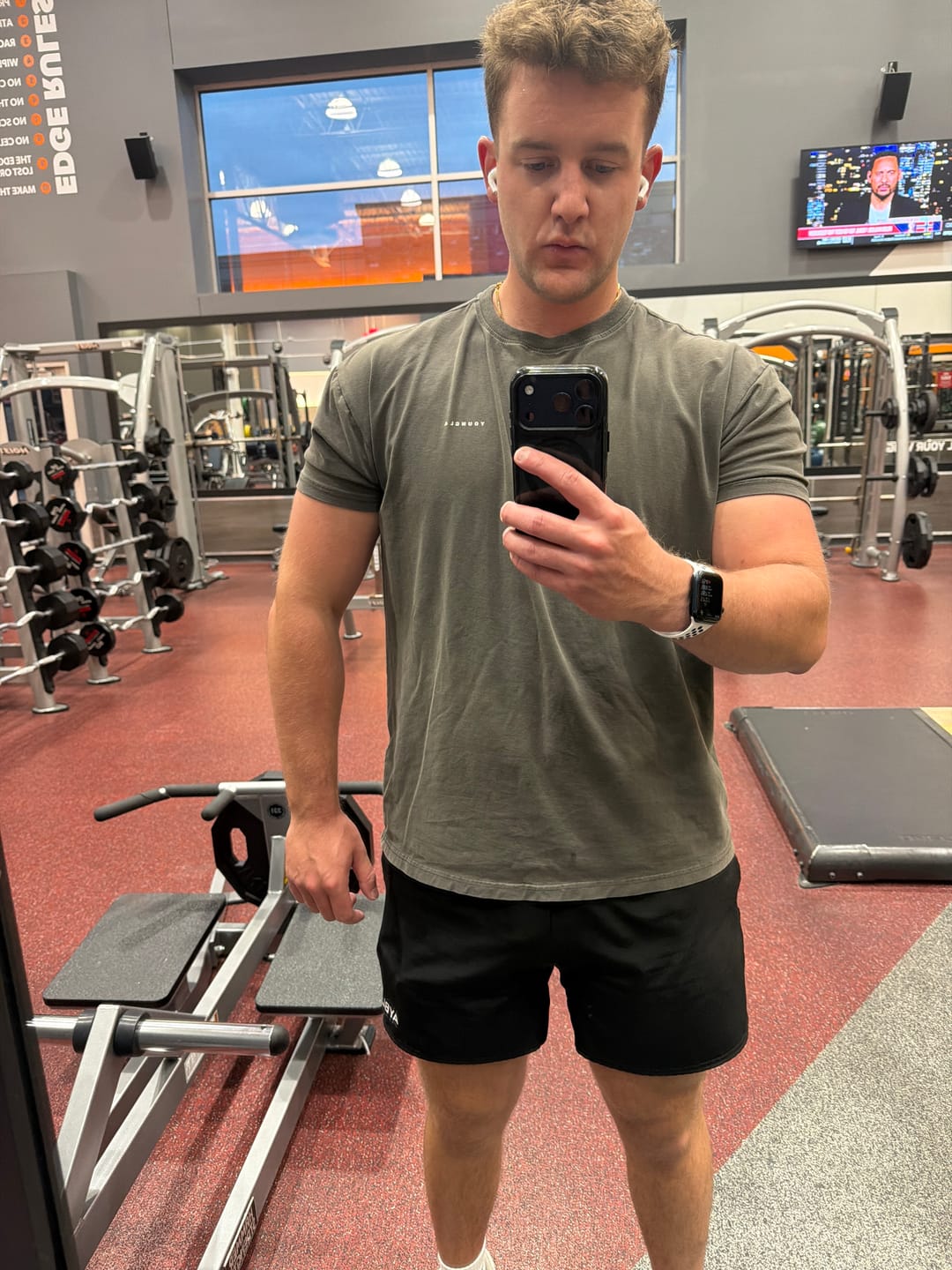 Customer photo review of 4295 - Perfect Tailored Tees