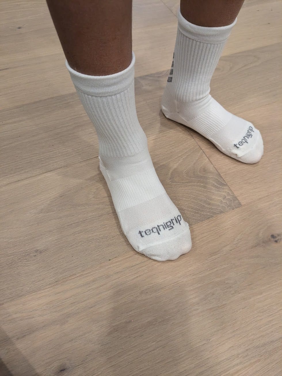 Customer photo review of Teqnigrip Crew Sock