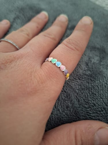 Customer photo review of Anillo Colorful Hearts