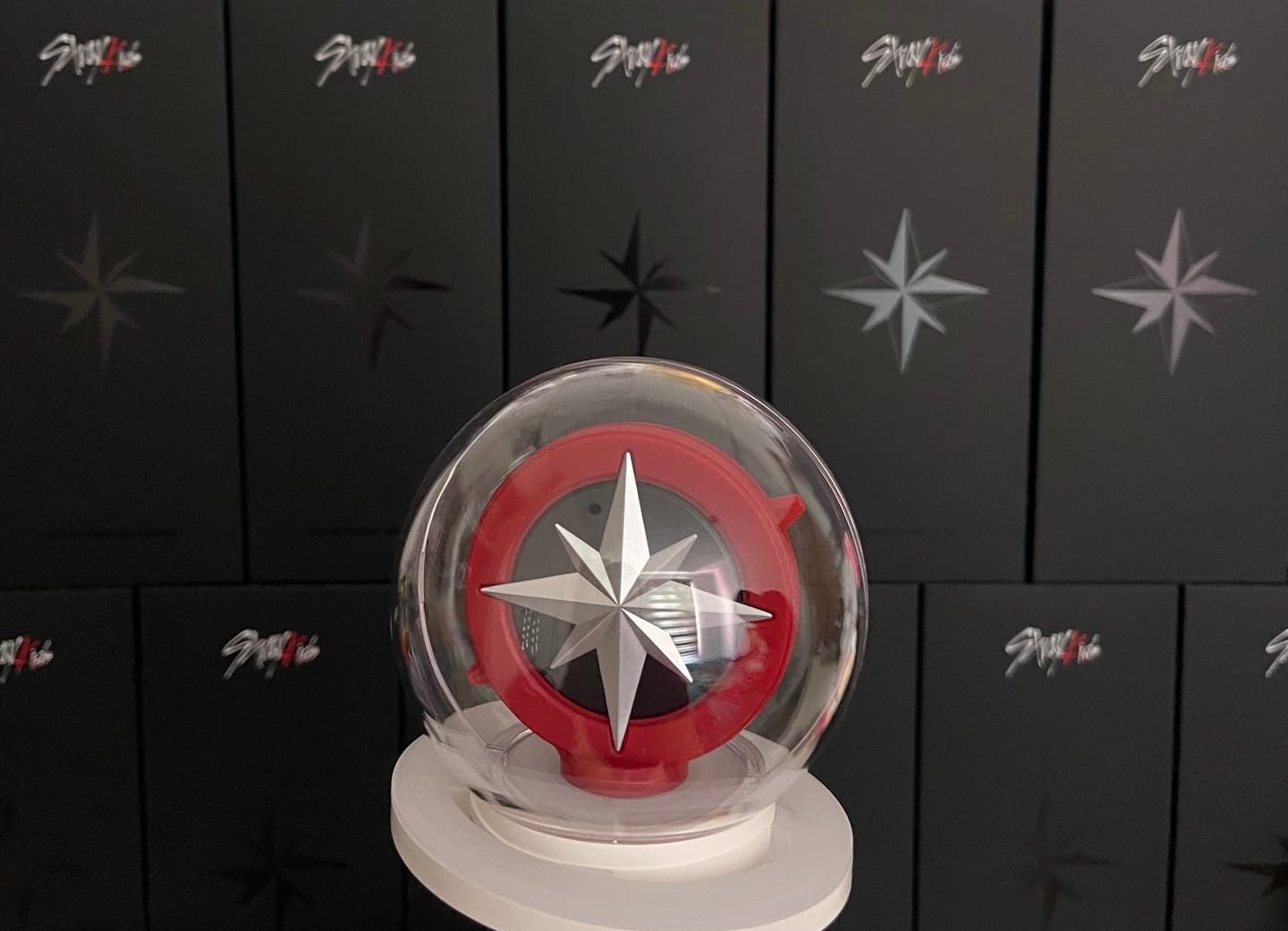 Customer photo review of STRAY KIDS - OFFICIAL LIGHT STICK VER.2