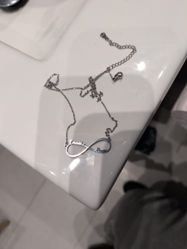Customer photo review of Collar Infinito - Personalizado