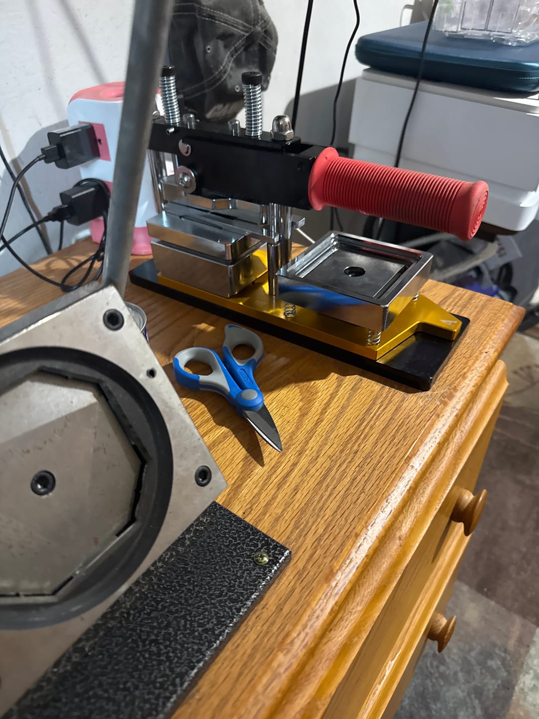 Customer photo review of Fmcraft Magnet Machine Kit - Classic Cardboard Series (with Cutter & Materials)
