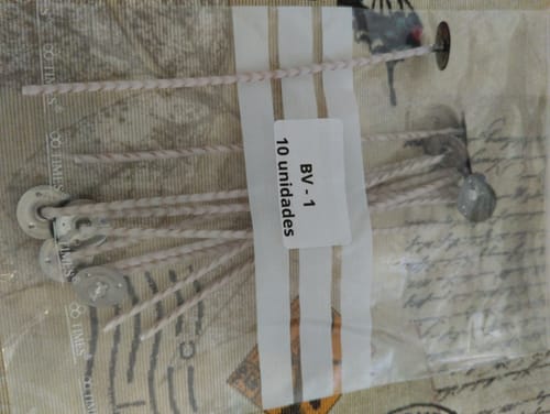 Customer photo review of MECHAS PARA VELAS ENCERADAS Y CORTADAS A MEDIDA