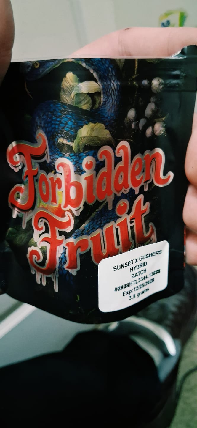 Customer photo review of Sunset x Gushers - Hybrid
