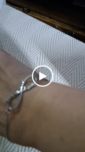 Customer photo review of Pulsera Infinito - Personalizado