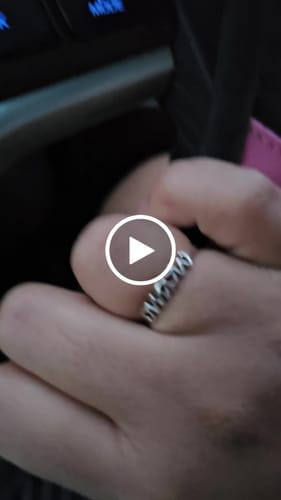 Customer photo review of Anillo Mama Ring