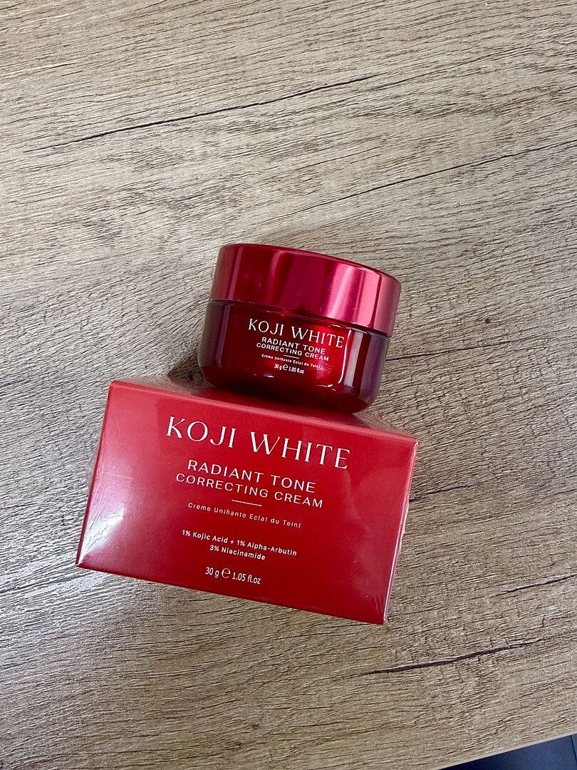 Customer photo review of Radiant Tone Correcting Cream
