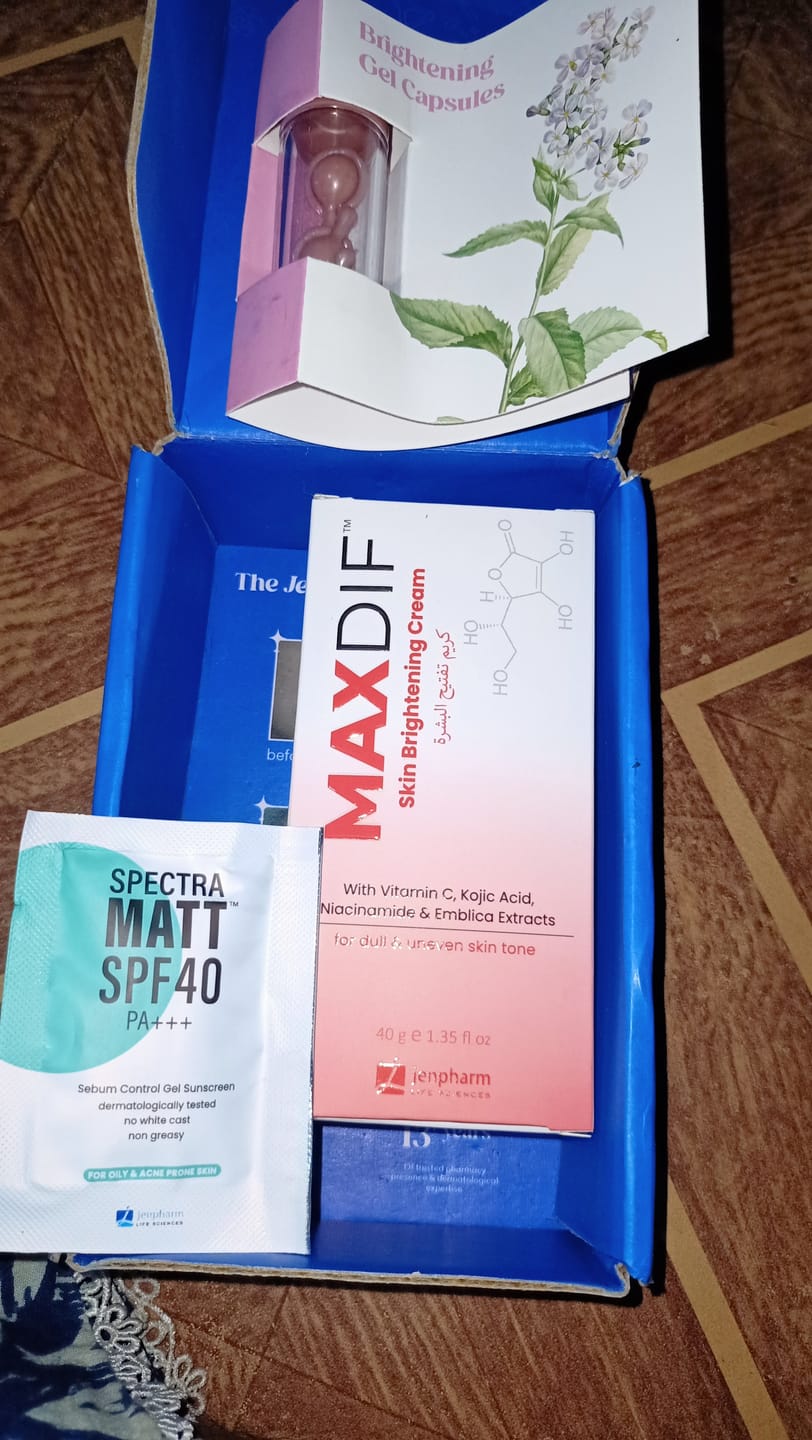Customer photo review of Maxdif Brightening Cream