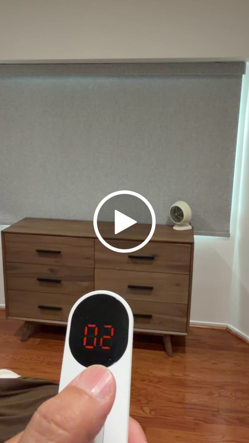 Customer video review of Bringnox Motorized Light Filtering Roller Shades 70% Blackout Linen