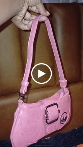 Customer video review of Era Pear Charm