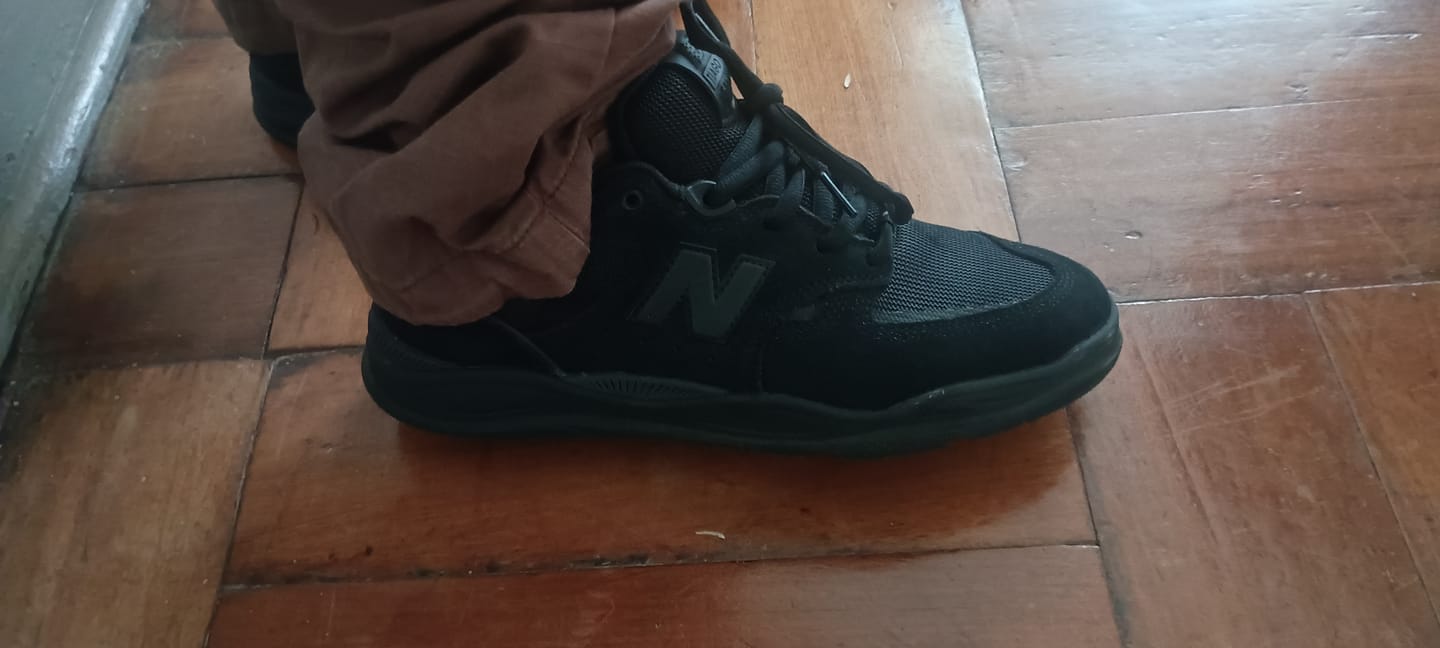 Customer photo review of Zapatilla New Balance N1010 Hombre Negro