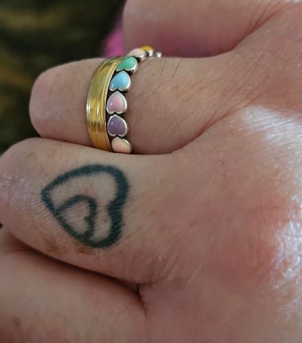 Customer photo review of Anillo Colorful Hearts