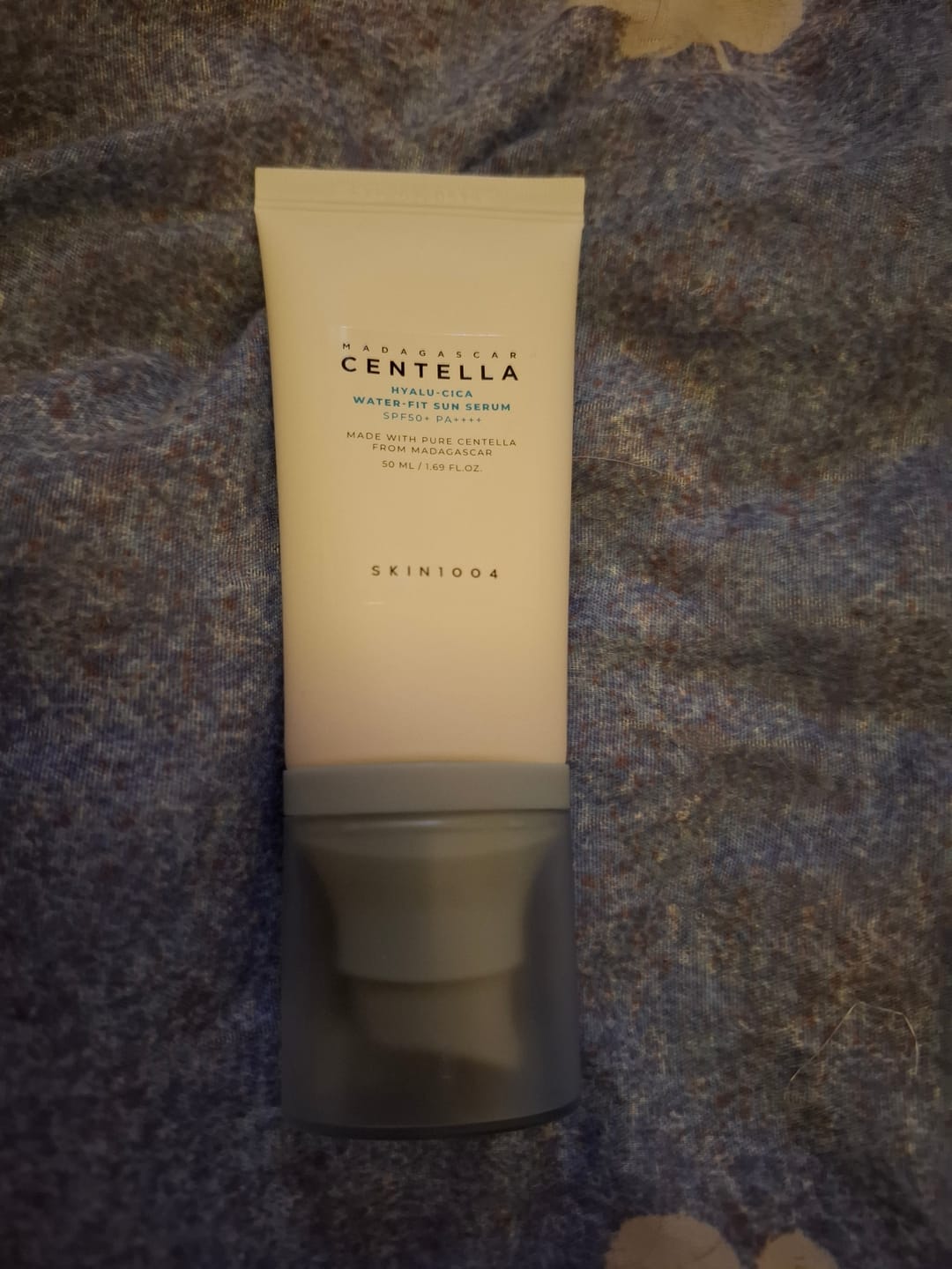 Customer photo review of Skin1004 - Protection solaire - Madagascar Centella Hyalu-Cica Water-Fit Sun Serum Twin pack