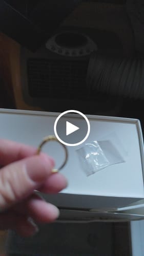 Customer photo review of Anillo Tres Luminosas