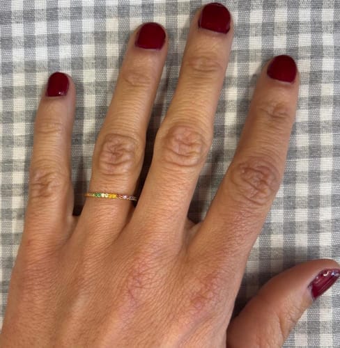 Customer photo review of Anillo Rainbow