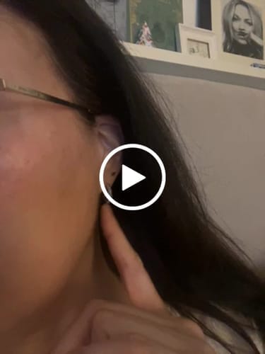 Customer photo review of Pendientes Aros Bolitas