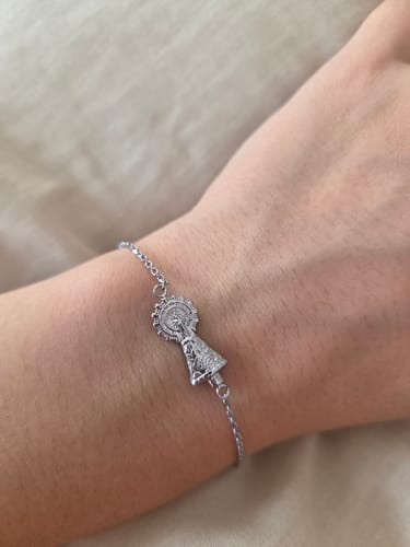 Customer photo review of Pulsera Virgen del Pilar