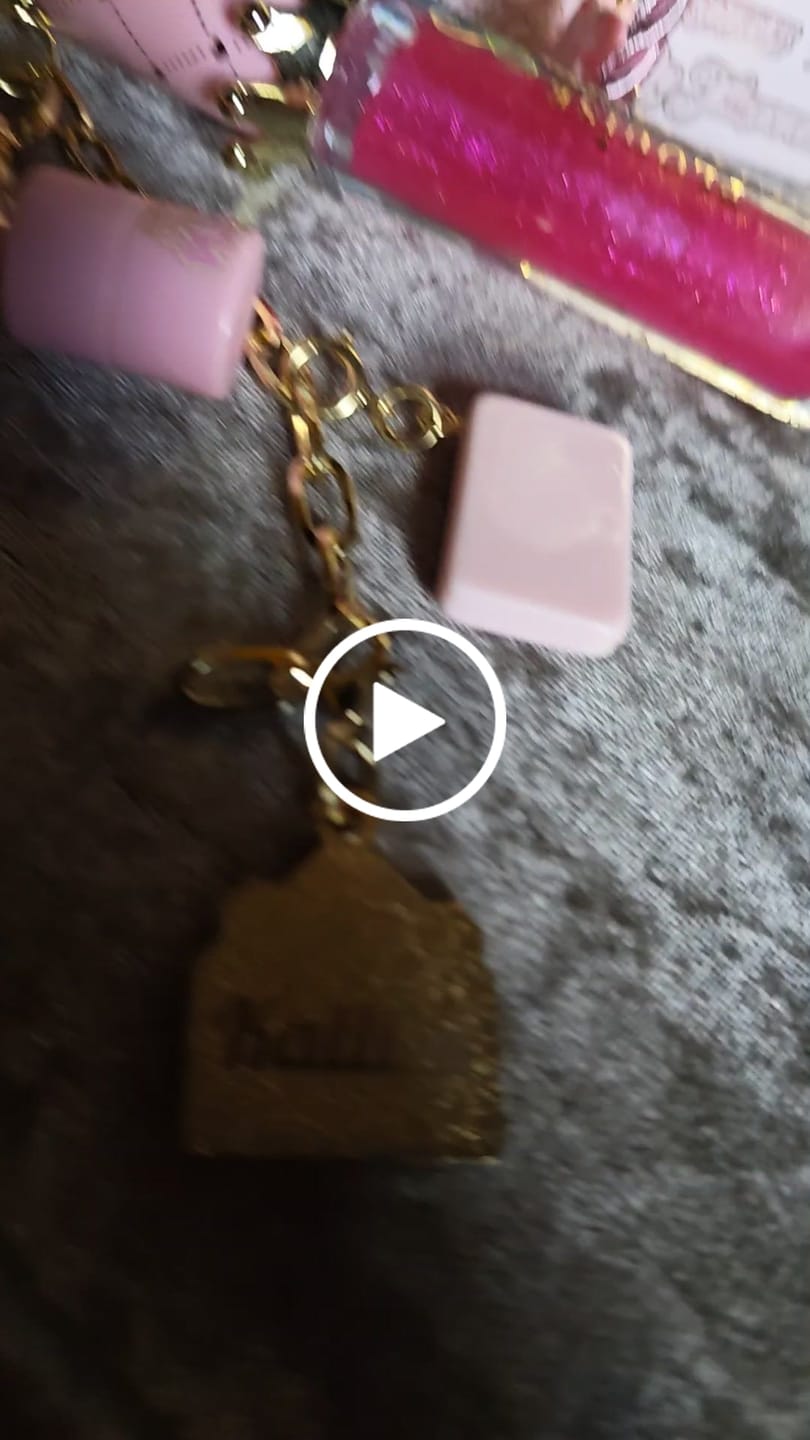 Customer video review of Personalised Stay Shining Lip Oil