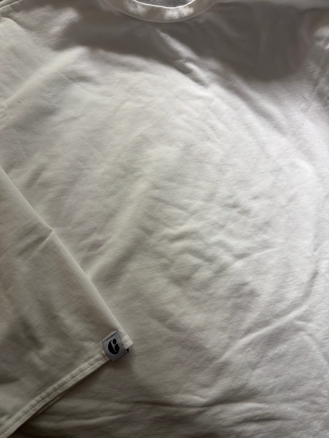 Customer photo review of Oversized Long-sleeved T-shirt - White