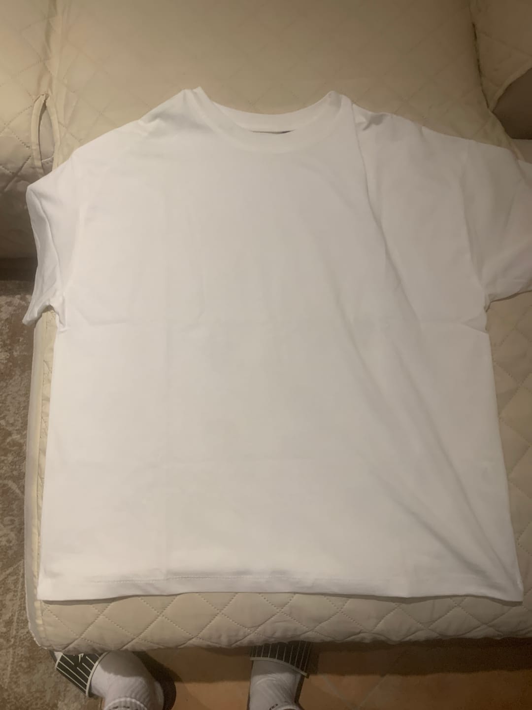 Customer photo review of T-Shirt Blanks Boxy Fit 190GSM Off White