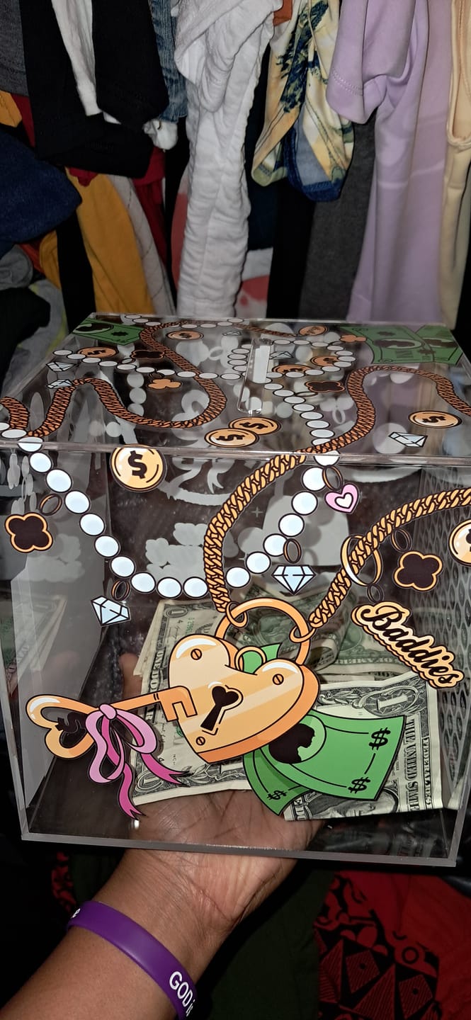 Customer photo review of 10K Unlocked Savings Box
