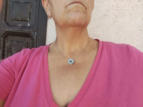 Customer photo review of Collar Amity - Personalizado