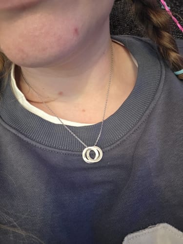 Customer photo review of Collar Amity - Personalizado