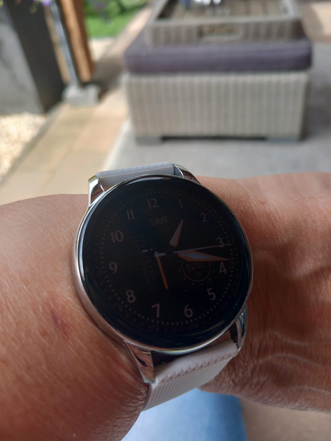Customer photo review of Dames Smartwatch W Pro
