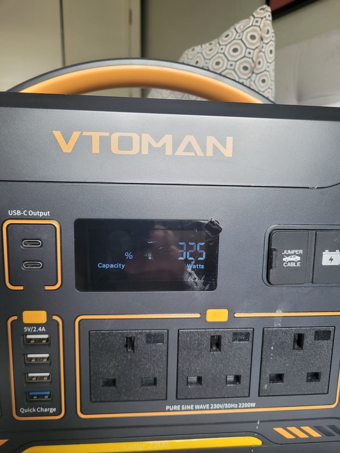 Customer photo review of VTOMAN Jump 2200 Portable Power Station