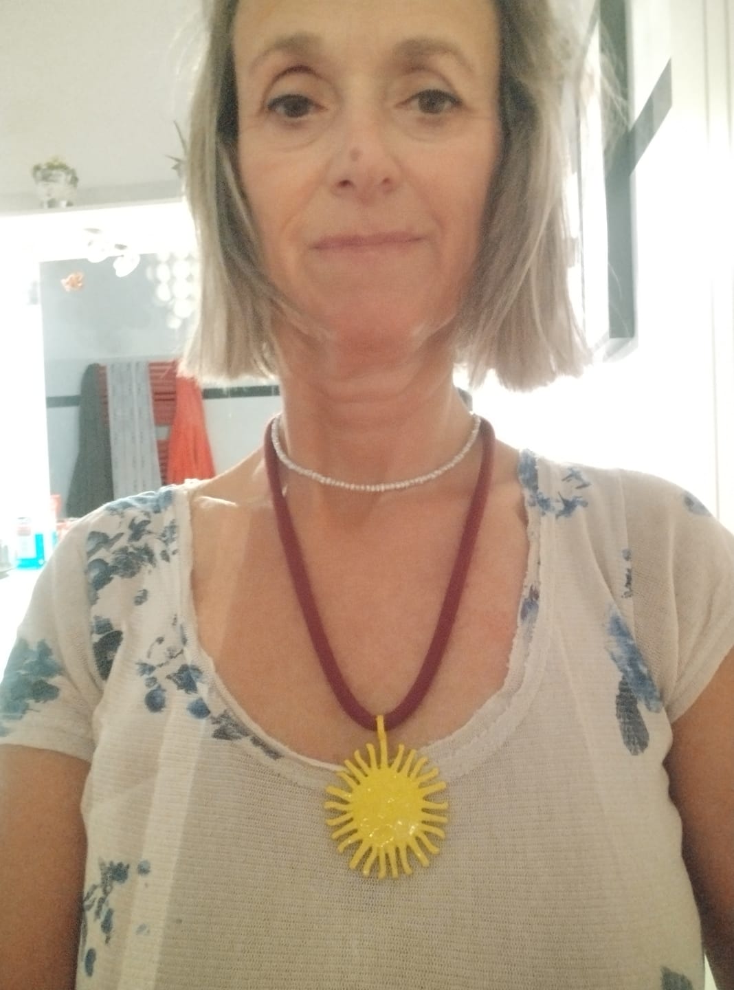 Customer photo review of CIONDOLO SOLE GIALLO
