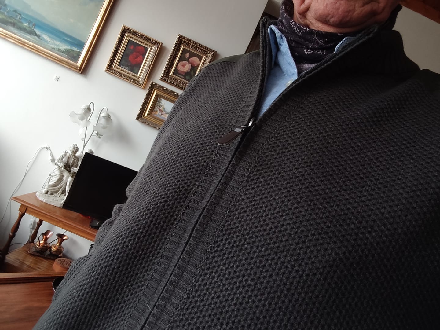 Customer photo review of Chaleco Avery