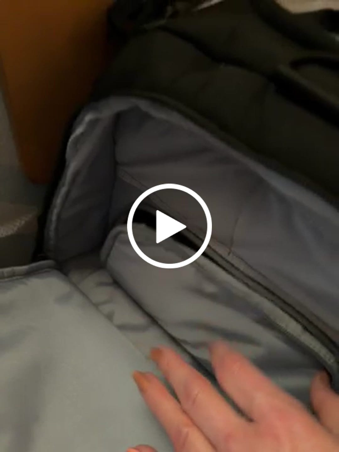 Customer video review of The Weekender 50L