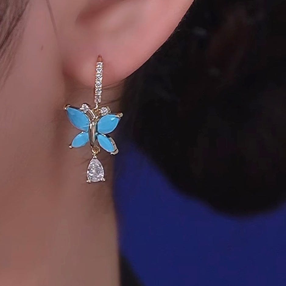 Customer photo review of Aloe Earrings