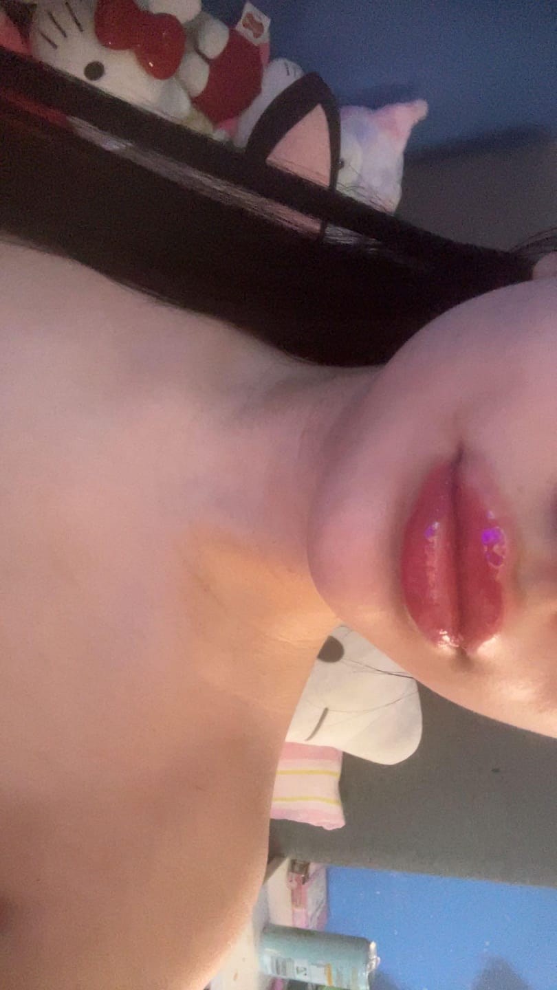 Customer photo review of Bellaré Lip Plumper