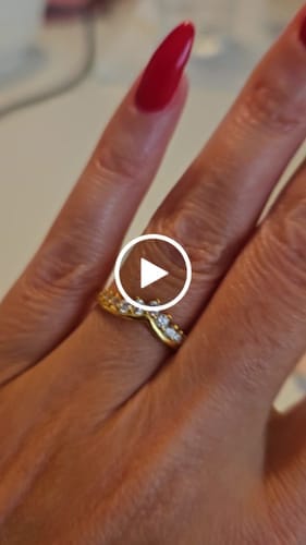 Customer photo review of Anillo Corona Circonitas