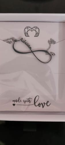 Customer photo review of Collar Infinito - Personalizado