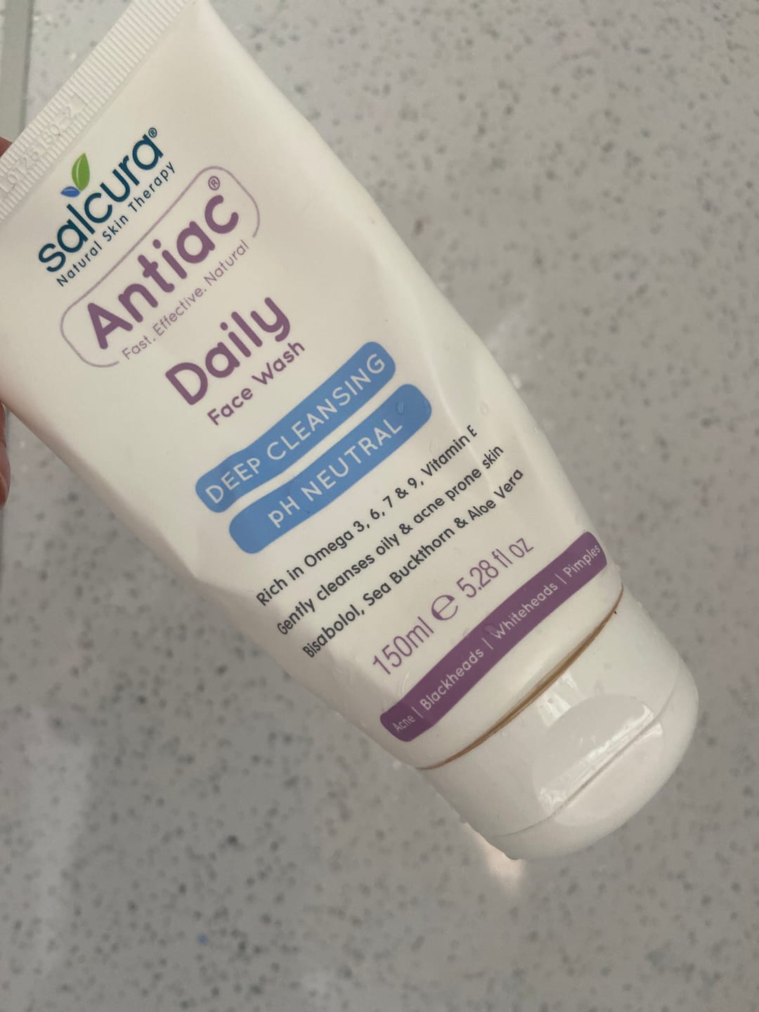 Customer photo review of Antiac Daily Face Wash