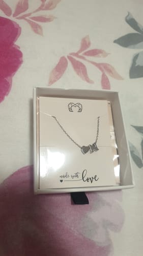 Customer photo review of Collar Letra Amor
