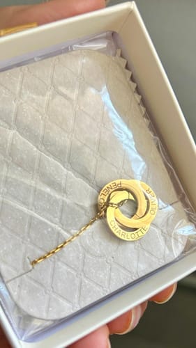 Customer photo review of Collar Amity - Personalizado