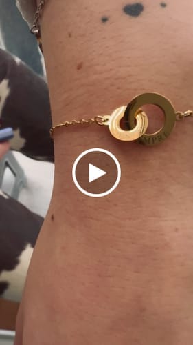 Customer photo review of Pulsera Apego - Personalizado