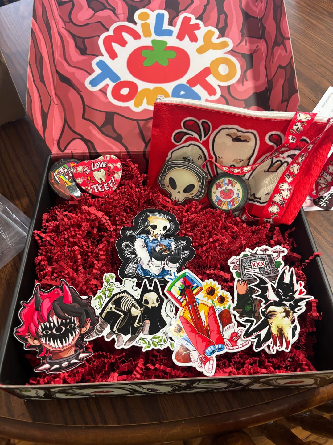 Customer photo review of Creepy Mystery Gift Box