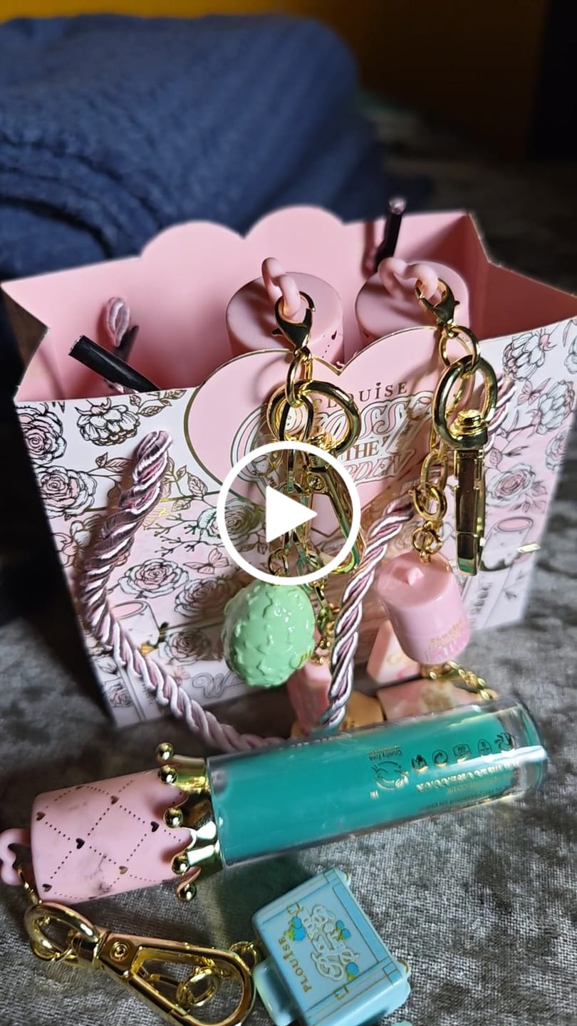 Customer video review of Personalised Stay Shining Lip Oil