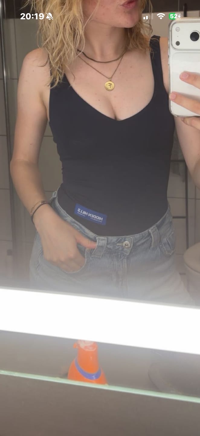 Customer photo review of LABEL BODYSUIT NAVY