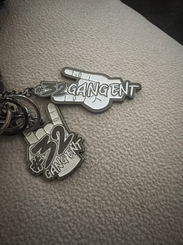 Customer photo review of SHOCKER METAL KEYCHAIN