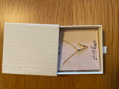 Customer photo review of Collar Iniciales Brillantes